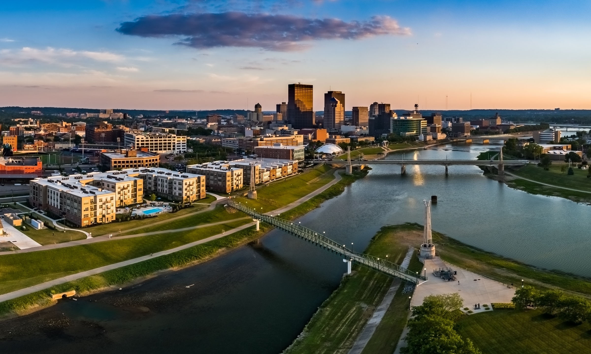 Dayton Ohio skyline along the river